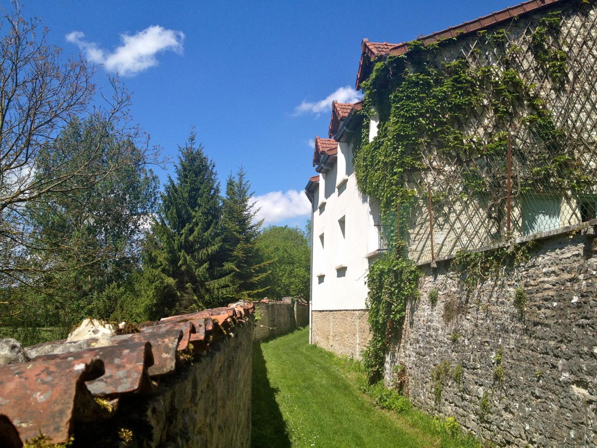 Logis Hostellerie La Chaumiere Arsonval Kültér fotó