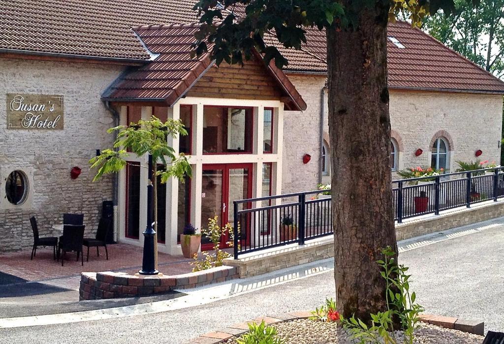 Logis Hostellerie La Chaumiere Arsonval Kültér fotó